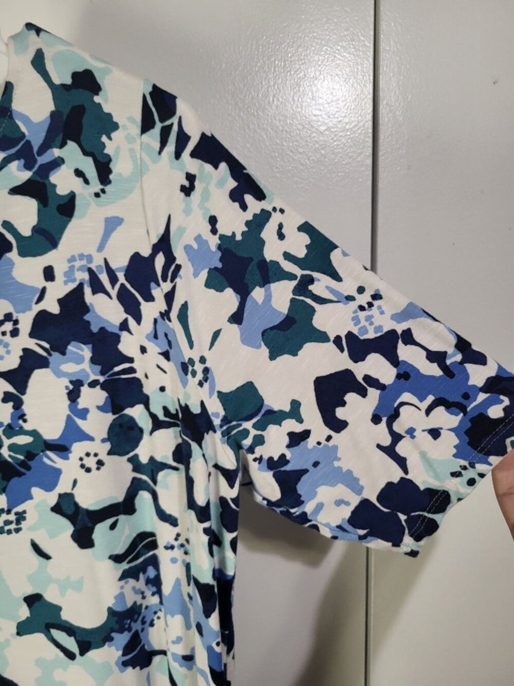 J Jill Women's LG Dress Floral Ruffle Short Sleeve Stretch Blue White Pockets - Picture 3 of 7